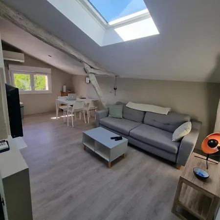 Joli Petit Avec Fraicheur Et Confort Apartamento *