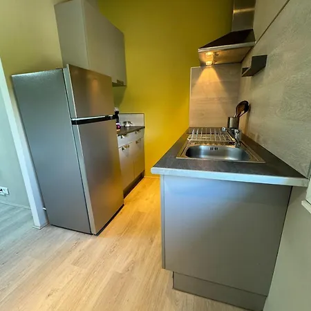 Joli Petit Avec Fraicheur Et Confort Apartamento Lescure-dʼAlbigeois